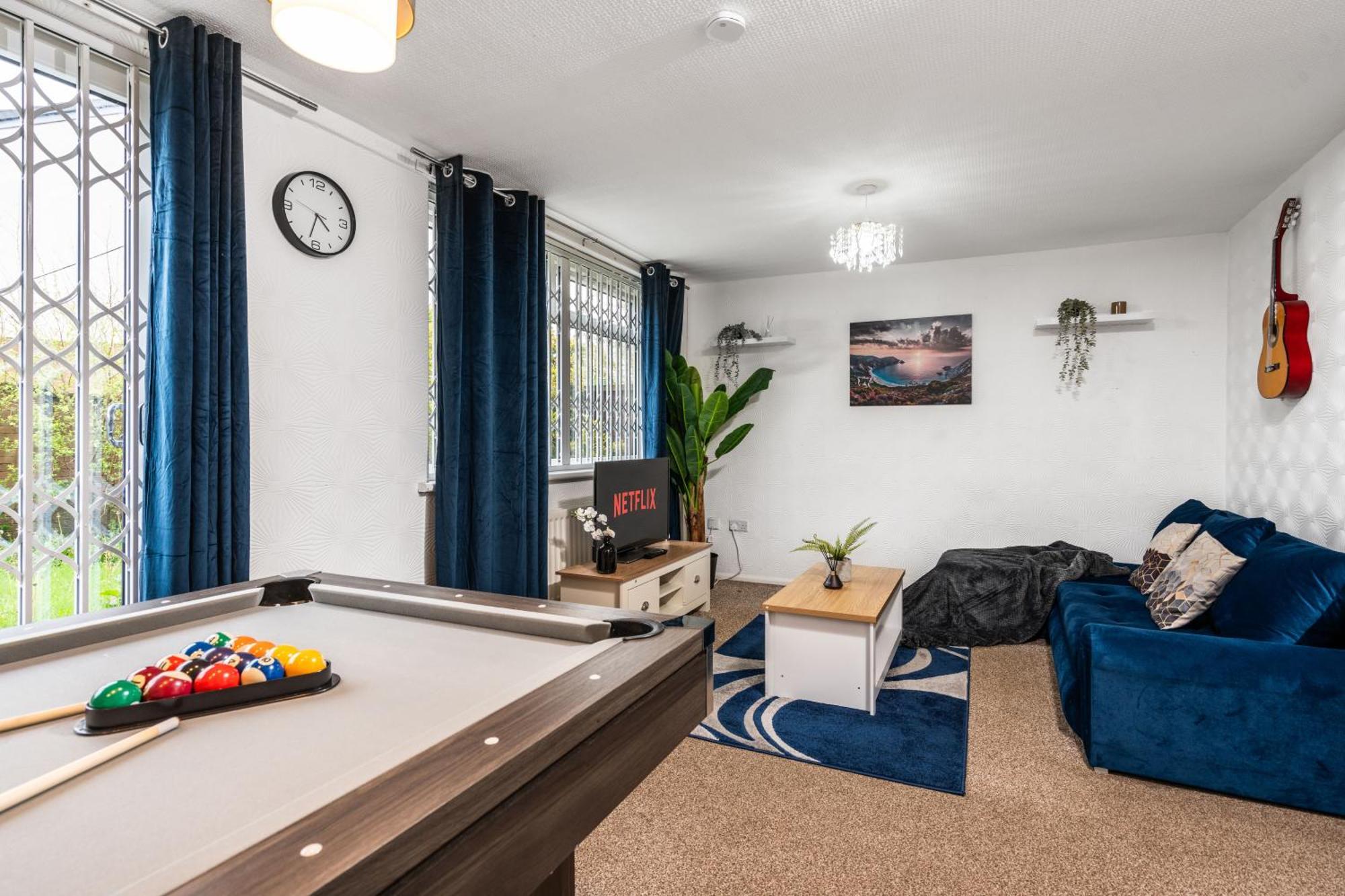 Majestic Gem - Pool Table - Coop - Etihad - Parking Villa Manchester Exterior photo